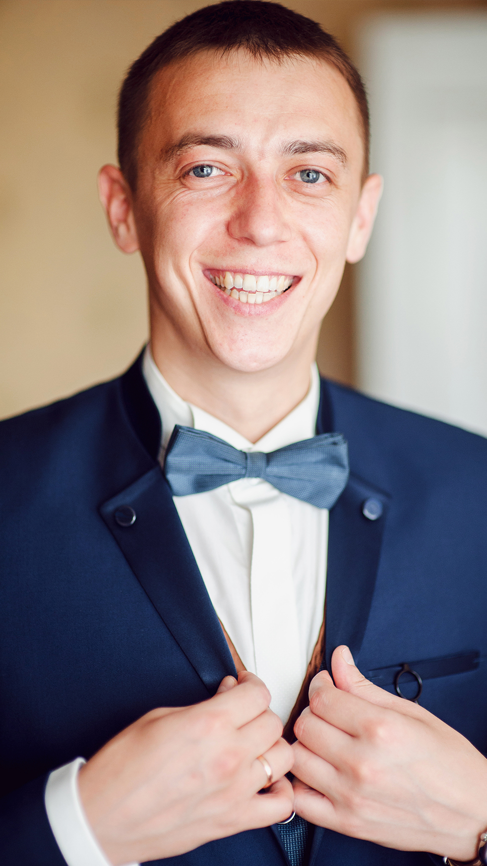 Ведучий весілля